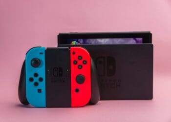 red and black nintendo switch