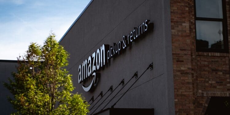 Amazon pickup & returns building