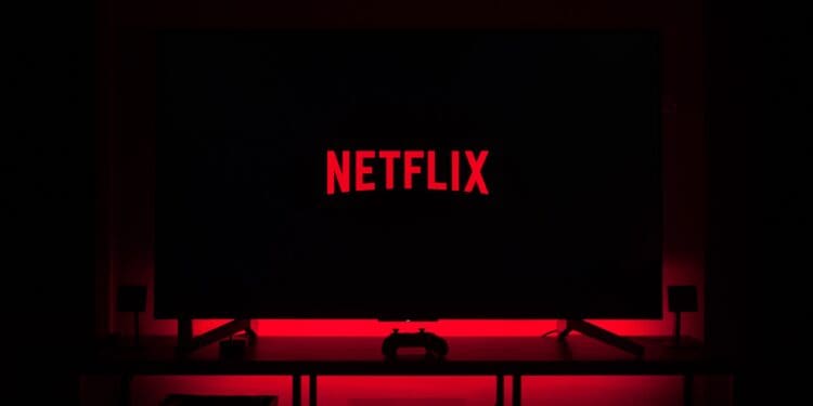 Dark Netflix and Chill from home