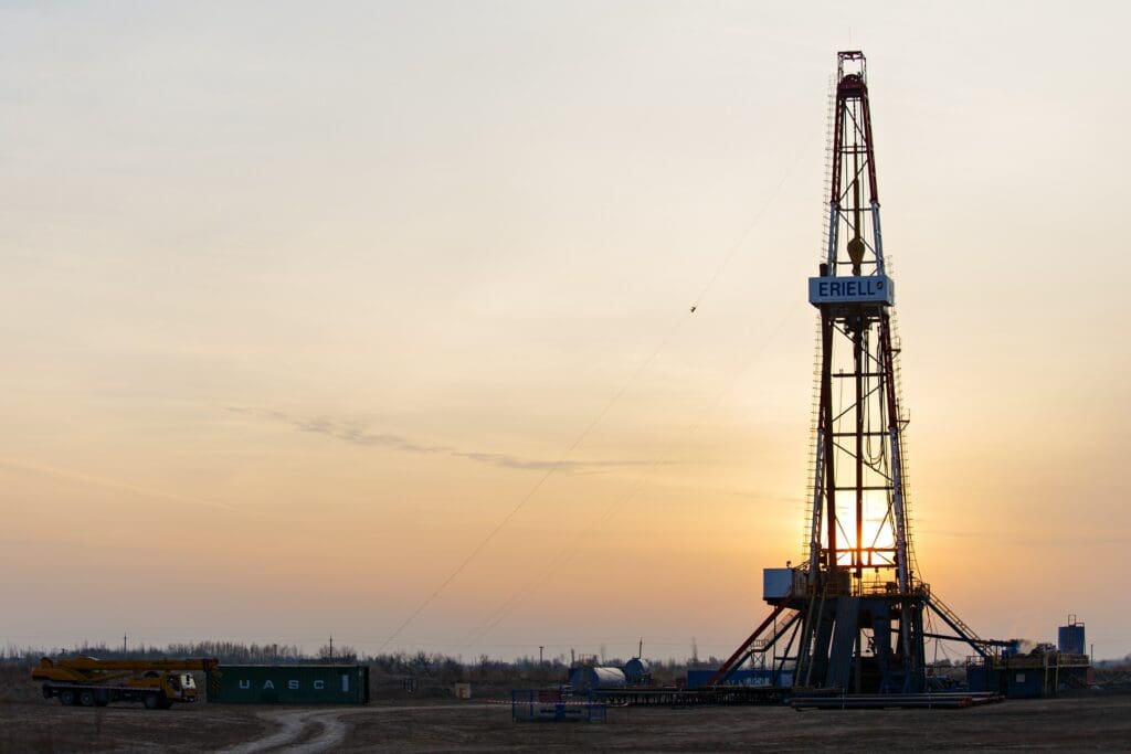 ERIELL oil rig