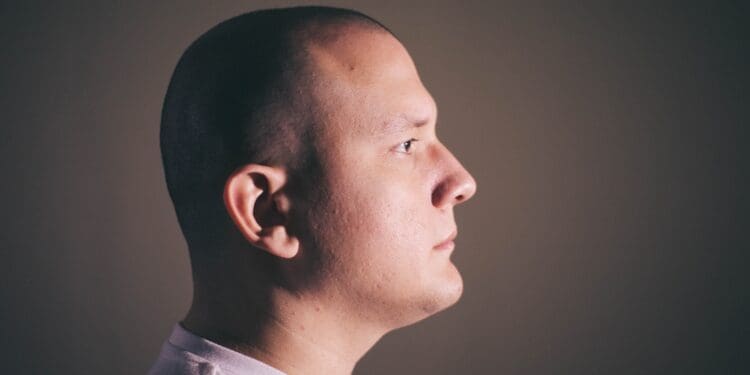 man in white crew neck shirt