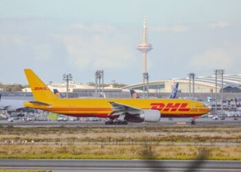 A DHL’s Boeing 777 is ready to go from FRA