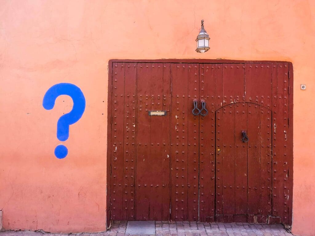 A really nice door on the streets of Marrakech. This town has the most amazing doors and entrances ever.