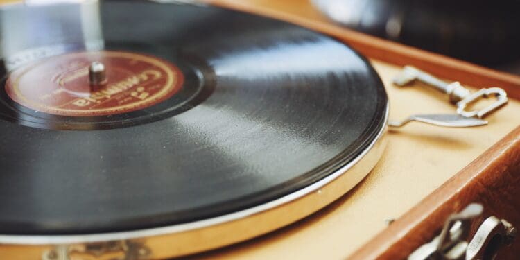 black and gray vinyl disc player