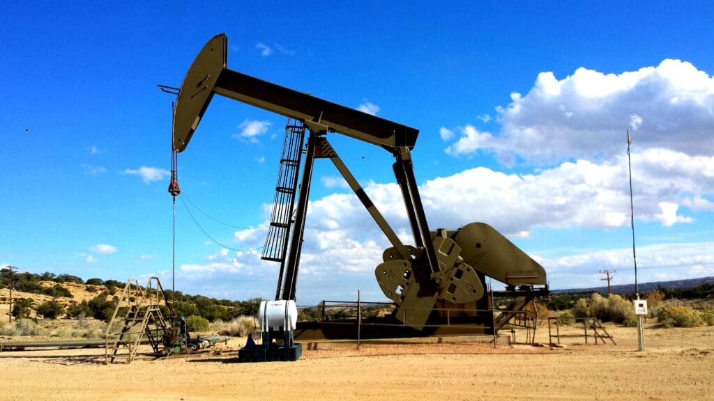 refinery, pump, oil pump