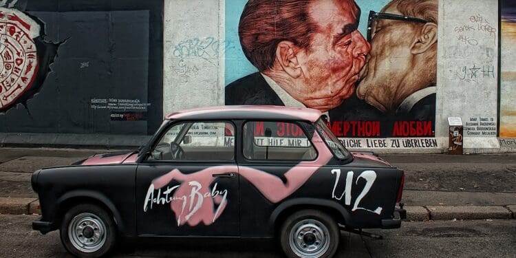 berlin wall, car, graffiti