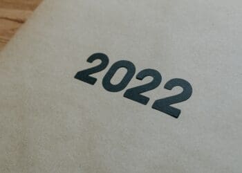 2022 cut out of paper