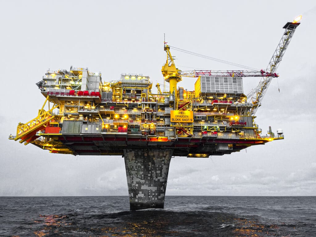 Offshore drilling rig on body of water