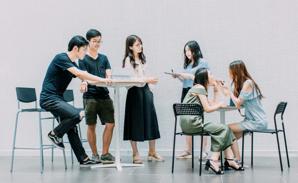 We were in the 44th teaching building of Tianjin University.I took this graduation photo for my seniors.This is my first shoot in my photography career.Thanks a lot for the opportunity my seniors afford to me.