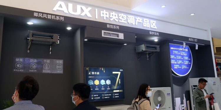 Zdroj: AUX audio